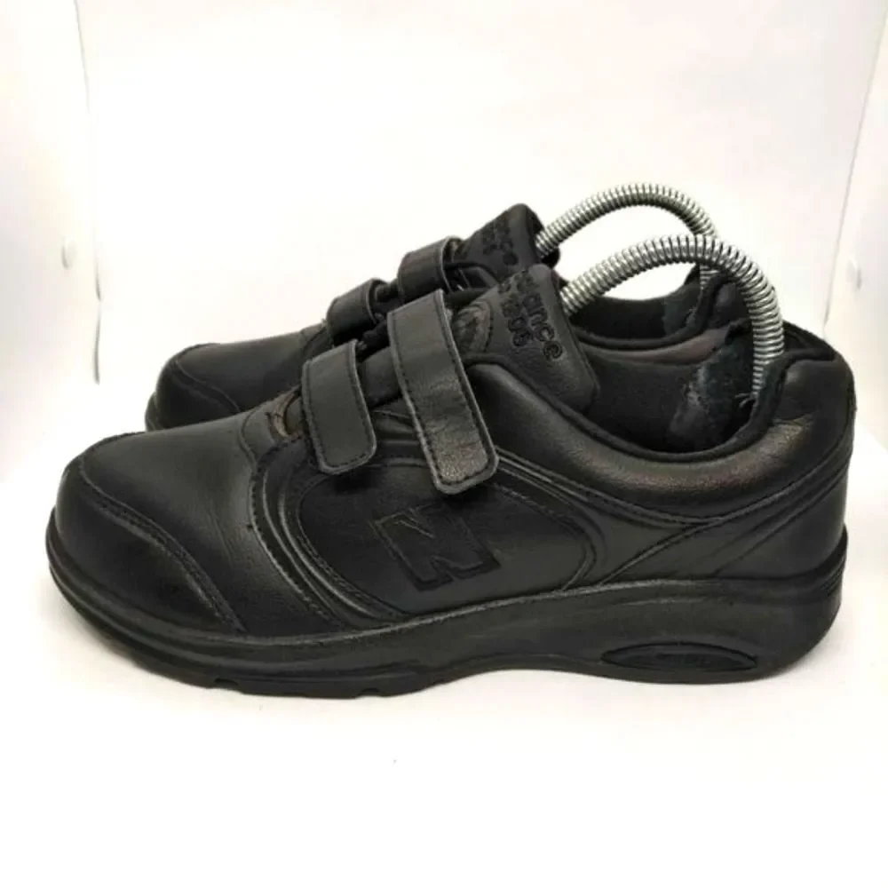 New Balance Made In USA 812 Walking‎ Shoes Womens Size 8 D Triple Black Sneakers